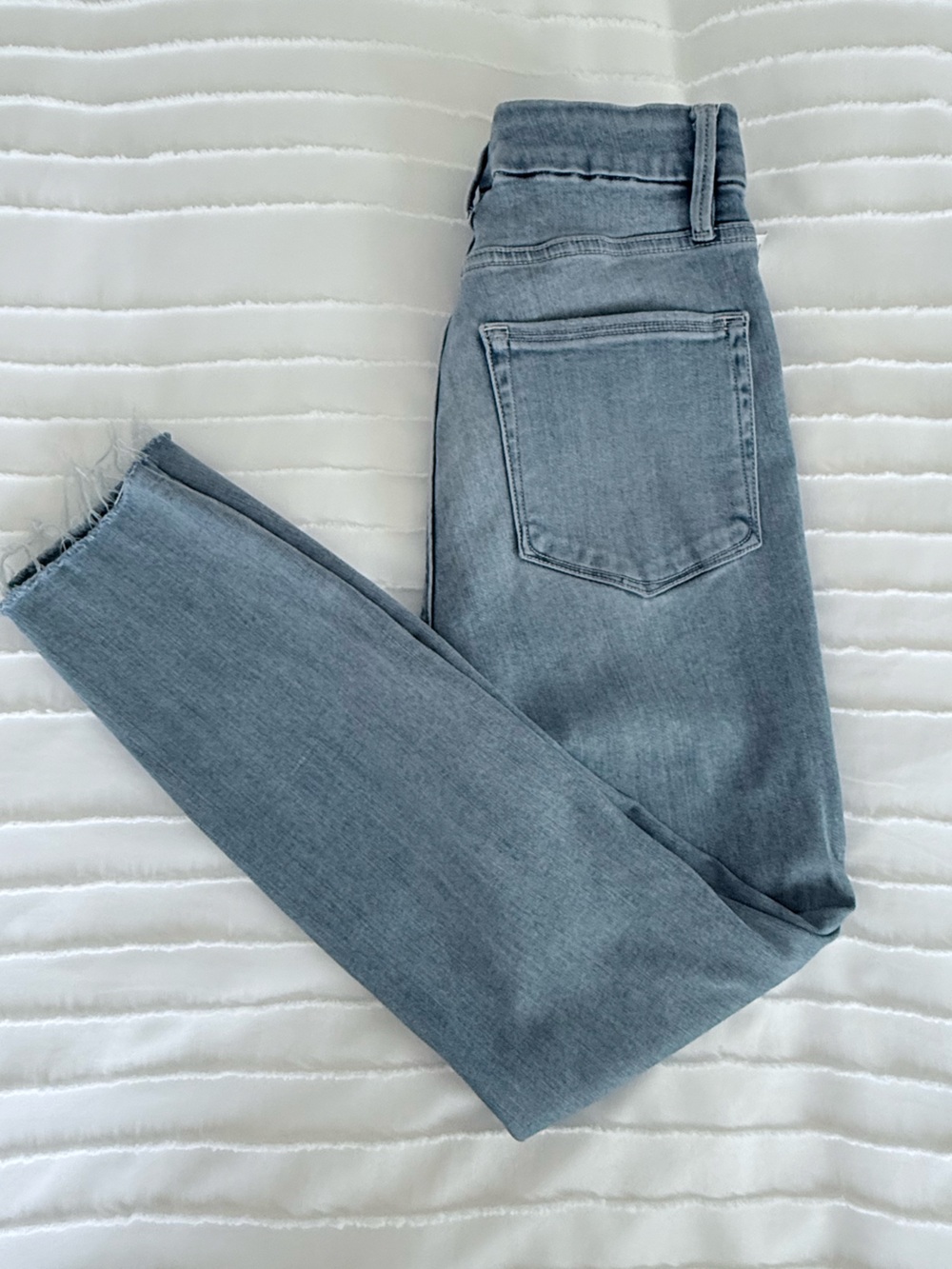 Good American Light Wash High-Rise Women's Jeans